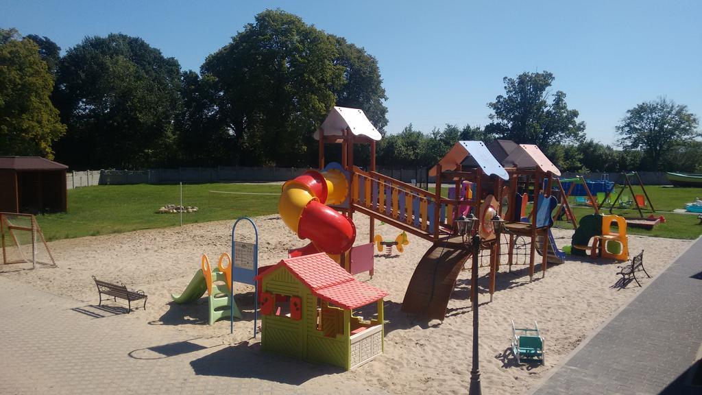 Hotel Agroturystyka Nad Morzem Ustka Esterno foto